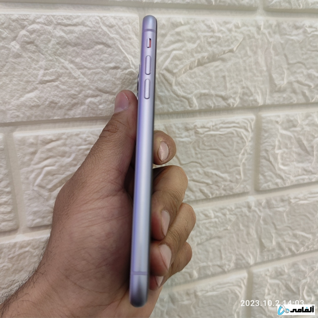 گوشی موبایل اپل مدل iPhone 11  حافظه ۱۲۸ گیگ باتری ۷۹٪ (کارکرده)